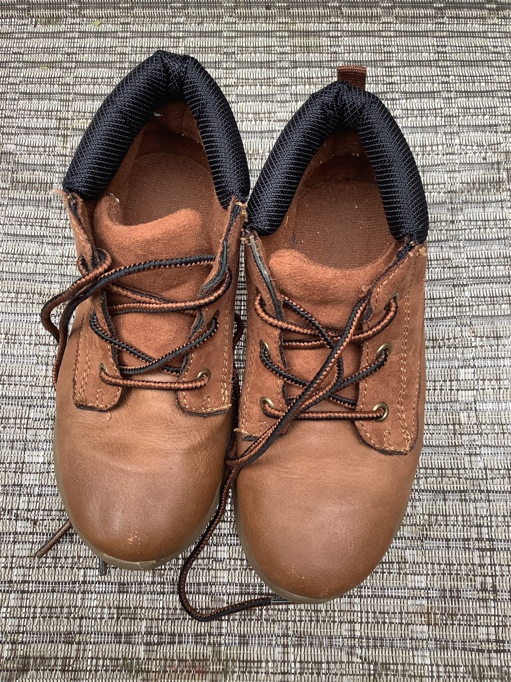 Osh Kosh Little Boys Brown Black Boots Lace Up 11